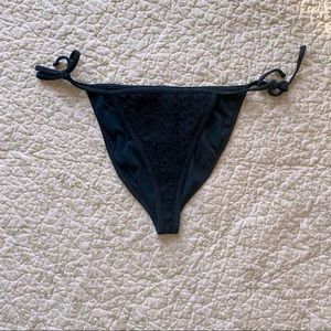 American Apparel AA Crochet Sun Bathing Bottom Size M